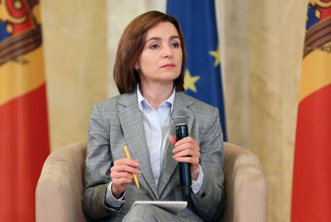 Санду раскритиковала законопроект о статусе русского языка в Молдавии