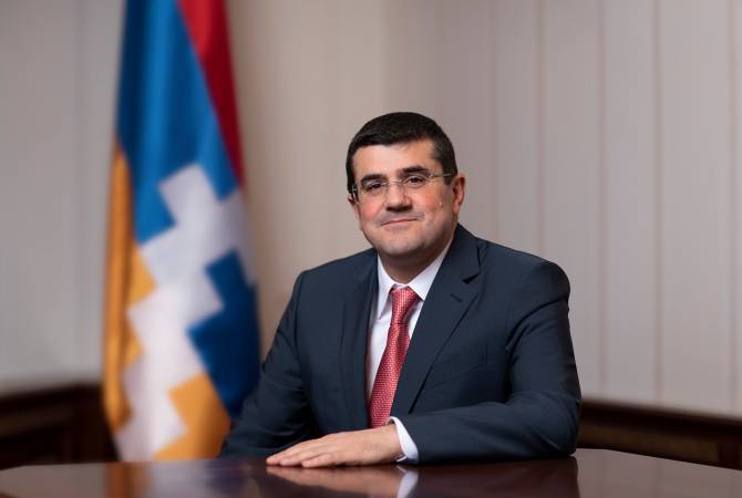 Араик Арутюнян видит возможности формирования в Арцахе правительства 
национального согласия