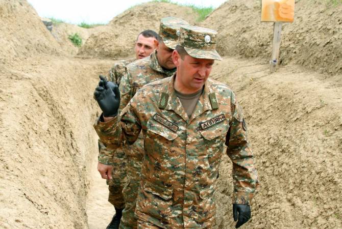 L'ex-ministre de la Défense d'Artsakh Jalal Harutyunyan sort de l'hôpital