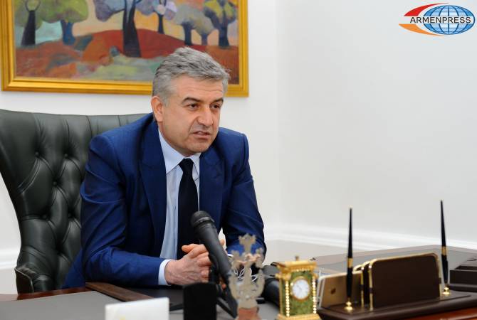 Экс-премьер Армении Карен Карапетян в связи со сложившейся ситуацией распространил 
заявление

