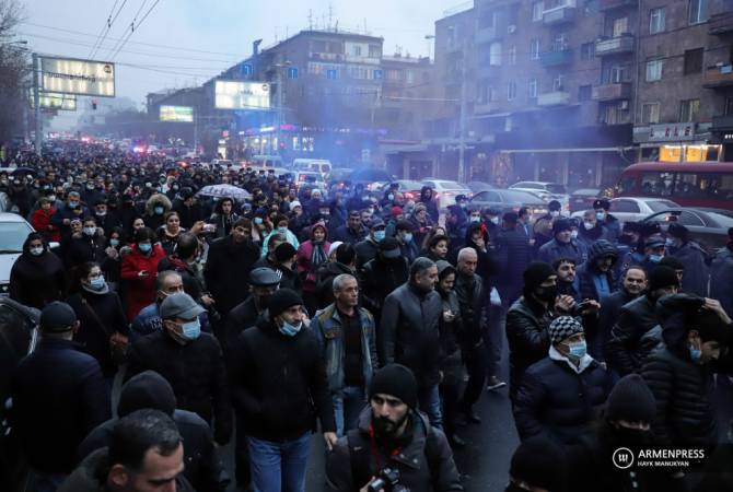 Protesters demanding Pashinyan’s resignation again rally in Yerevan 