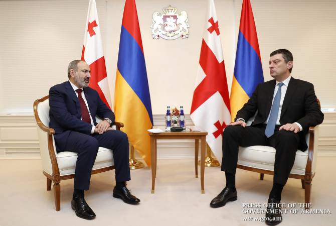 رئيس وزراء أرمينيا نيكول باشينيان يبعث رسالة تهنئة لرئيس وزراء جورجيا جيورجي جاخاريا في إعادة 
تعيينه