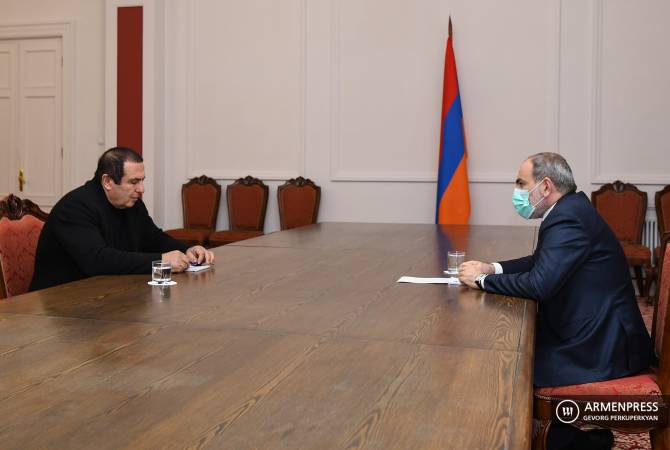 رئيس الوزراء نيكول باشينيان يجتمع مع قادة الكتل البرلمانية الأرمينية-تساروكيان-ماكونتس وماروكيان-