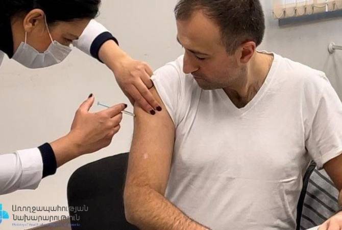 В Армении среди вакцинированных Спутником V не зафиксировано неожидаемых 
результатов