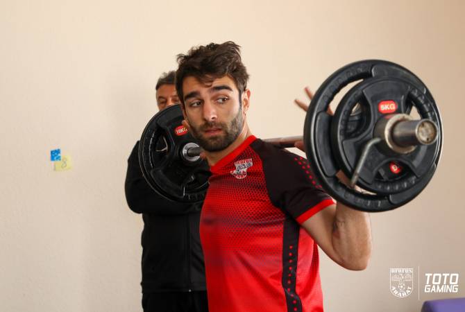 Несколько команд  Премьер-лиги  Армении возобновили тренировки 
