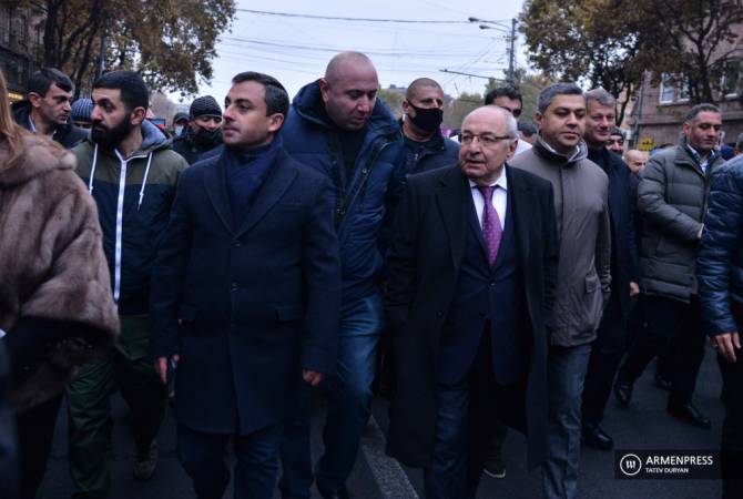 Armenian FM holds meeting with Homeland Salvation Movement representatives
