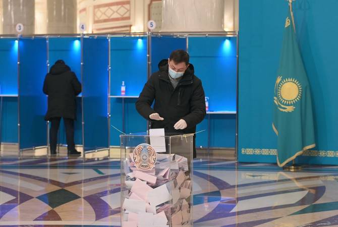 Правящая партия Казахстана "Нур Отан" победила на выборах в парламент