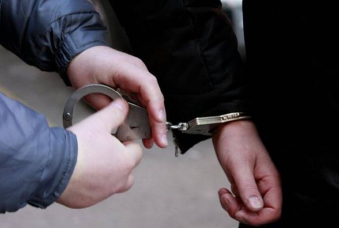 Բանկերից մեկի Կապանի մասնաճյուղից  փող գողացած տղամարդը բերման է 
ենթարկվել ոստիկանություն