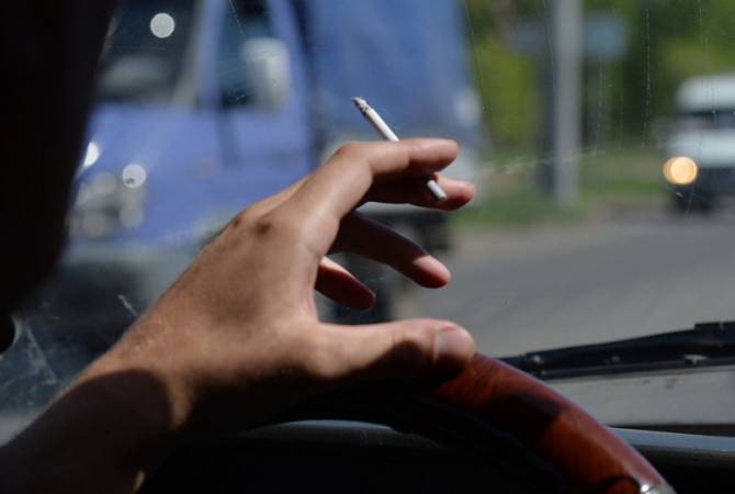 За курение при вождении собственного автомобиля будет вычитываться 0,5 штрафных 
балла