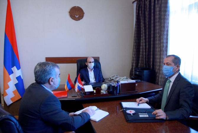 Артак Бегларян обсудил с руководителем миссии Красного Креста в Арцахе ряд 
гуманитарных программ

