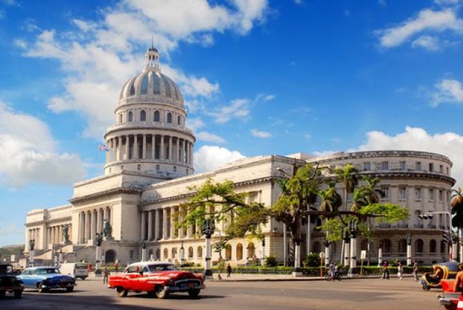  На Кубе иностранным туристам ограничили выезд на экскурсии 