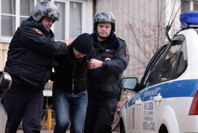 В  разных городах РФ  задерживают  сторонников  Навального