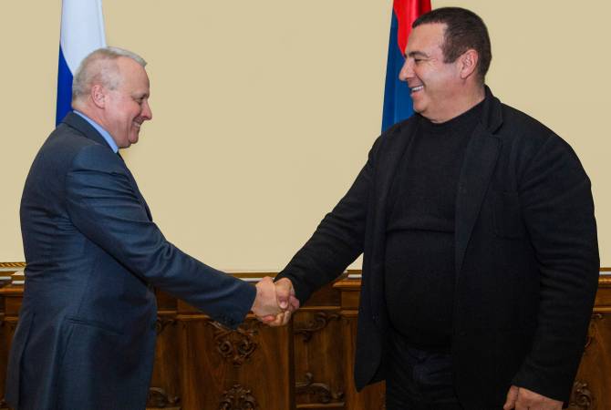 Гагик Царукян провел встречу с послом РФ

