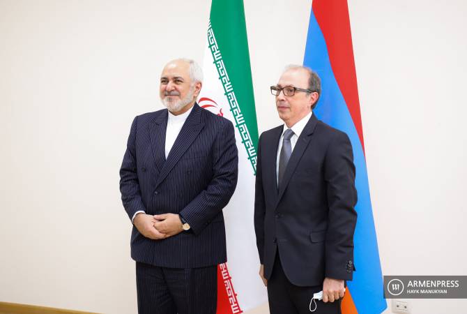 Высокий уровень политического диалога с Ираном Армения считает очень важным: Ара 
Айвазян