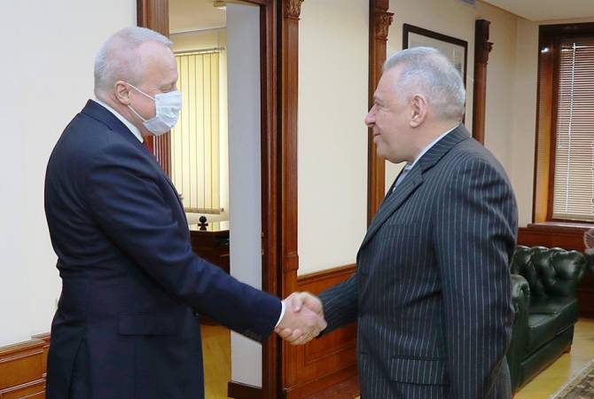 Посол Российской Федерации в Республике Армения посетил Министерство обороны 
Армении