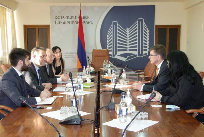 Ваан Керобян с послом Нидерландов обсудил вопросы экономического сотрудничества