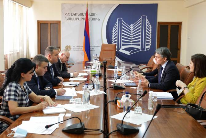 Министр экономики Армении и постпред ПРООН обсудили перспективы сотрудничества

