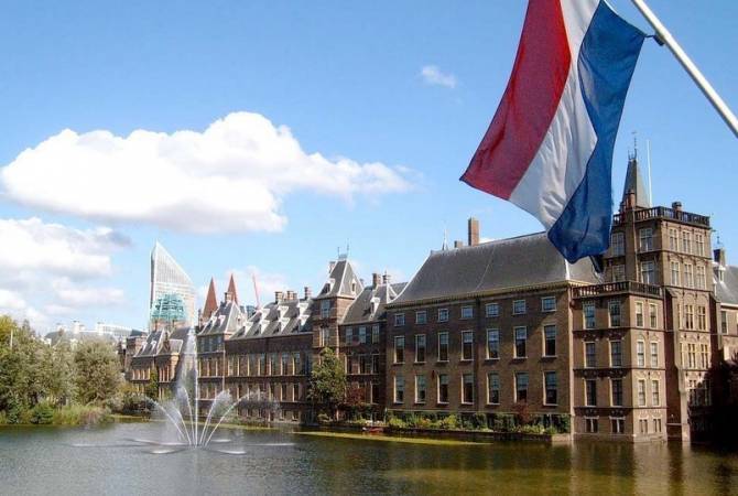 البرلمان الهولندي برئاسة نواب الاتحاد المسيحي ينادون الحكومة للاعتراف الرسمي بالإبادة الأرمنية