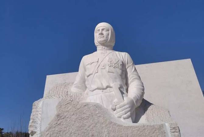Памятник Гарегину Нжде в Мартуни не демонтирован: мэр

