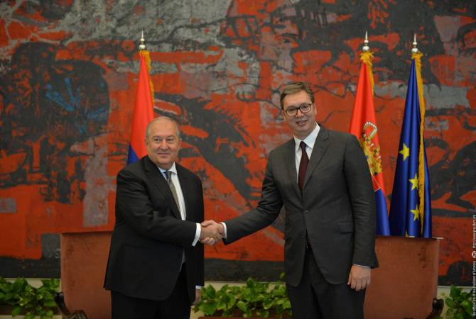 Президент Армении поздравил Президента Сербии с Днем государственности


