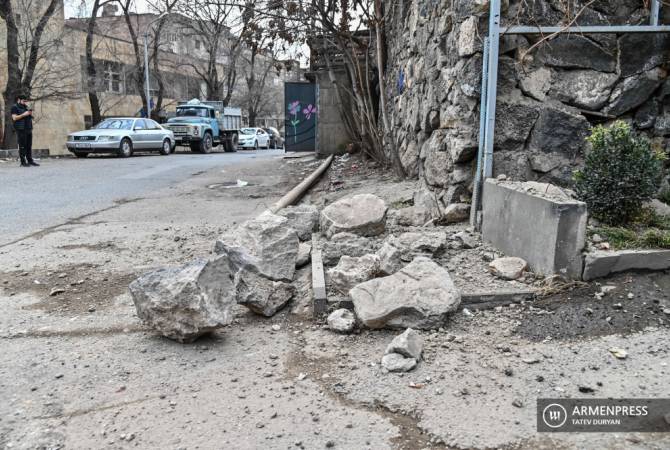 Երկրաշարժին հաջորդել է 100 հետցնցում. ԱԻՆ-ը հերքում է Երևանում ուժեղ 
երկրաշարժի մասին լուրերը