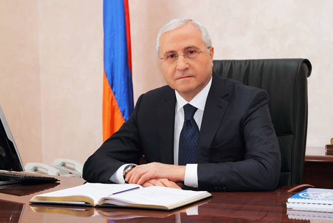 L'ancien ministre de l'Agriculture Sergo Karapetyan décèdé des complications suite au 
coronavirus 

