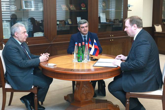 Министр обороны Армении обсудил с гендиректором ЮКЖД вопросы сотрудничества

