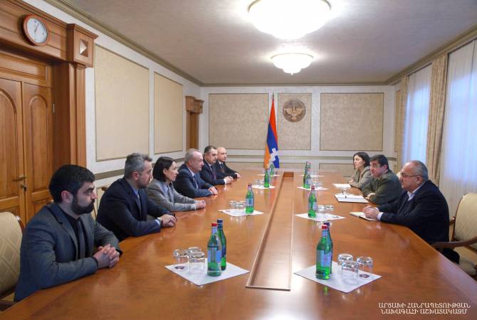 Президент Арцаха принял министра образования, науки, культуры и спорта Армении

