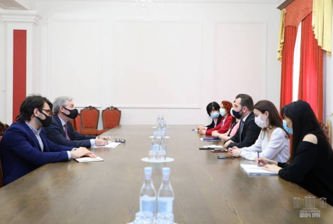 Члены делегации НС Армении в ПА ОБСЕ провели встречу с послом Швеции

