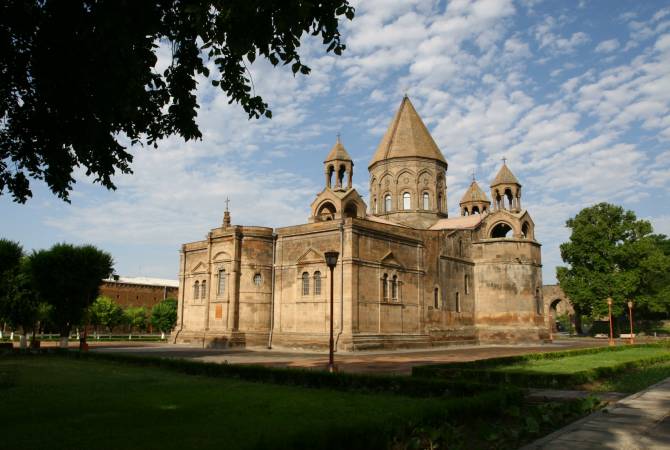 الكرسي الأم للكنيسة الأرمنية الرسولية يدعو للحوار والتفاهم للخروج من المنحة السياسية الداخلية  