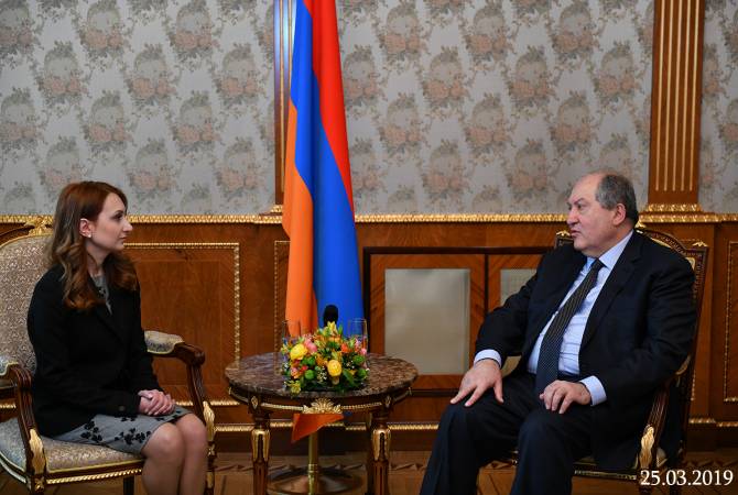 Президент Армении по-отдельности встретился с Лилит Макунц, Эдмоном Марукяном и 
Арманом Абовяном

