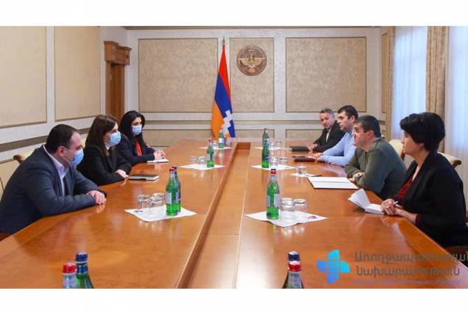  Делегация во главе с министром здравоохранения Армении посетила Арцах
 