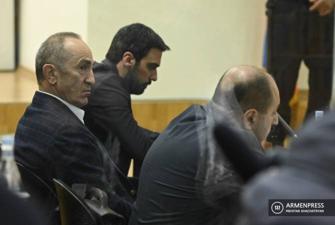 Судебное заседание по делу Роберта Кочаряна и других отложено: Сейран Оганян не 
явился на заседание

