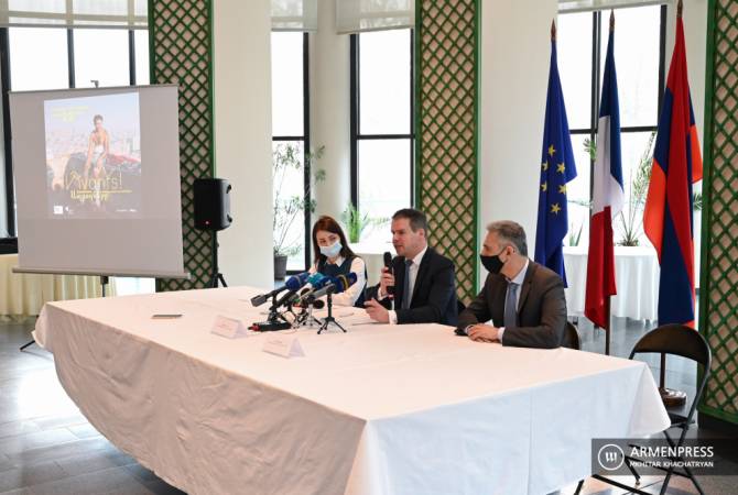 السفير الفرنسي بأرمينيا جوناثان لاكوت يشكر السلطات الأرمينية على المساهمة بانتشار تعليم اللغة 
الفرنسية في البلاد 