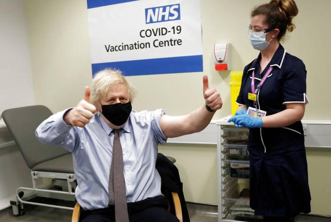 Премьер-министр Англии был вакцинирован  препаратом AstraZeneca