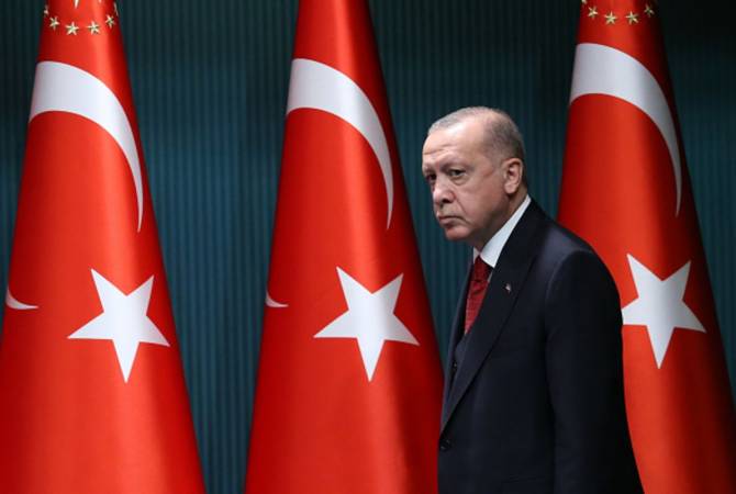 Эрдоган нападает на права человека и демократию: отчет Human Rights Watch


