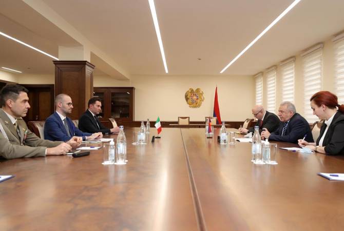 Обсуждены вопросы армяно-итальянского двустороннего сотрудничества в сфере 
обороны

