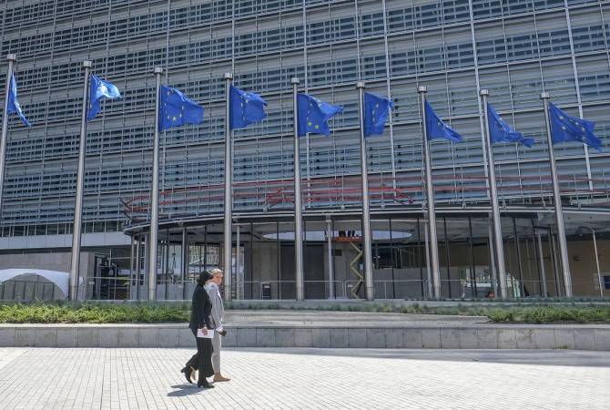  Еврокомиссия объявила о подаче судебного иска против Польши 