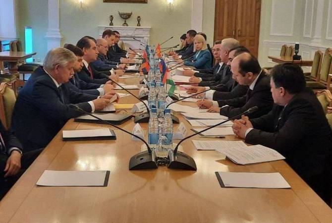 Замминистра ИД Армении принял участие в консультациях, проходивших в рамках ОДКБ

