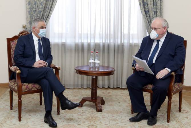 Польша в середине апреля предоставит Армении гуманитарное содействие для борьбы с 
COVID-19