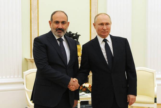 Le Premier ministre Pashinyan et le Président Poutine discutent des questions des relations 
stratégiques arméno-russes