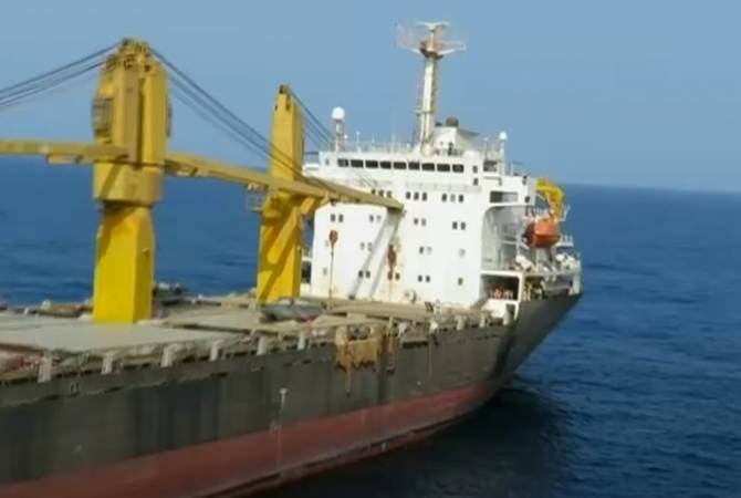 В Иране подтвердили атаку на грузовое судно "Савиз" в Красном море

