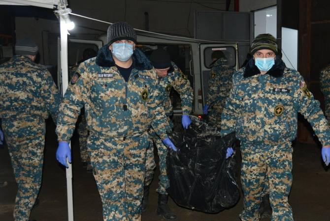Спасатели Арцаха в районе Джракана обнаружили останки  7 военнослужащих, еще 2 
передал Азербайджан

