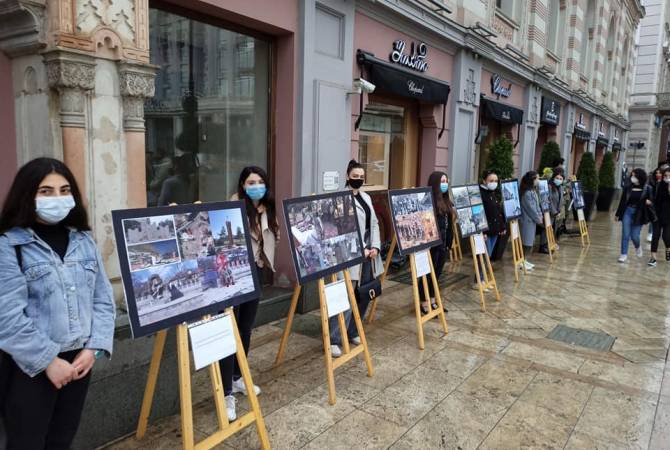 معرض صور بعنوان الإبادة الجماعية الأرمنية في ساحة الحرية بالعاصمة الجورجية تبليسي