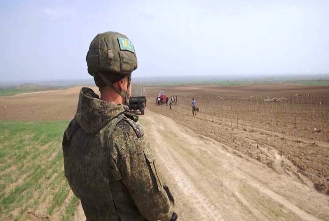Безопасность сельскохозяйственных работ в Арцахе обеспечивают российские 
миротворцы

