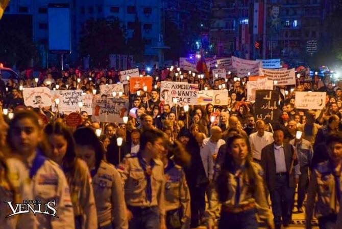 В связи с годовщиной Геноцида армян в Алеппо прошло факельное шествие

