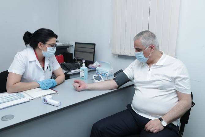 Caretaker deputy PM Grigoryan vaccinated against COVID-19