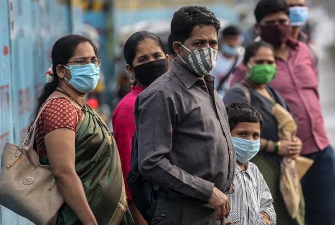 В Индии заявили о неизбежности третьей волны коронавируса в стране