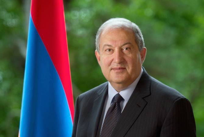 Visite de travail du Président arménien à Moscou

