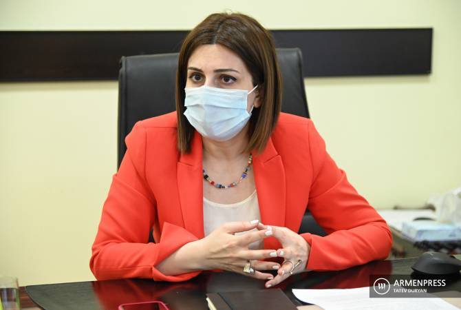 La ministre de la Santé par intérim a noté une augmentation du nombre de vaccinations 